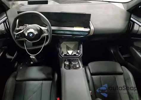 2025 BMW X3 30 xDrive z USA, uszkodzony, nr VIN 5UX53GP04S9057181